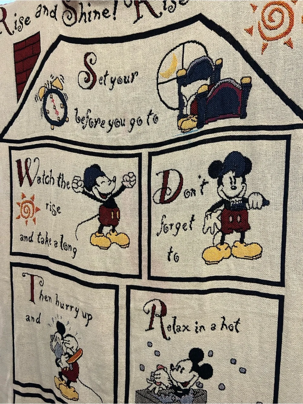 Disney Micky Mouse Rise and Shine Morning Routine Woven Blanket